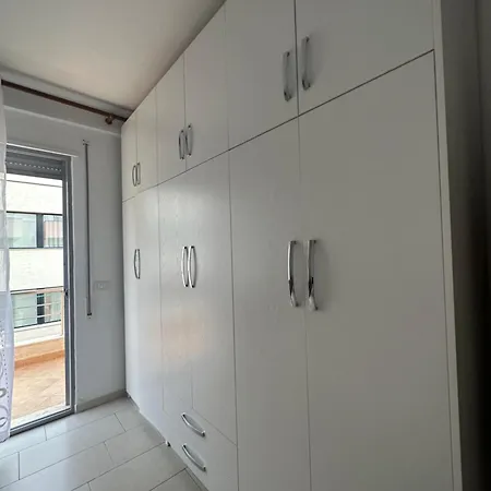 Rent 아파트 Durrës